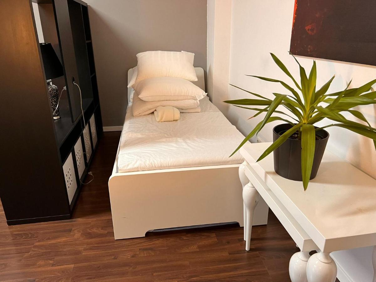 Ferienwohnung In Bester Lage Kassels Екстериор снимка
